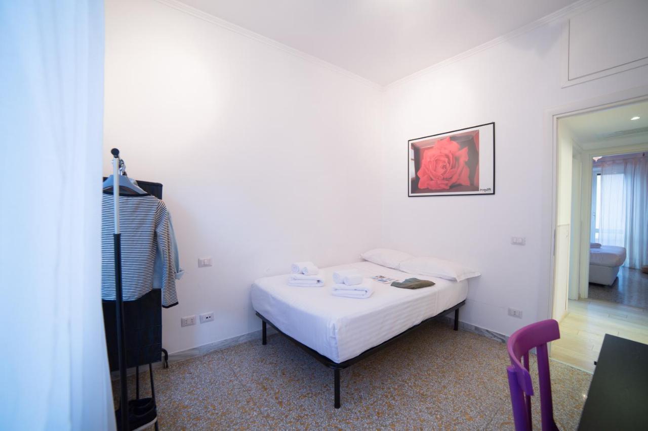 Rent In Rome - Durazzo Exterior photo